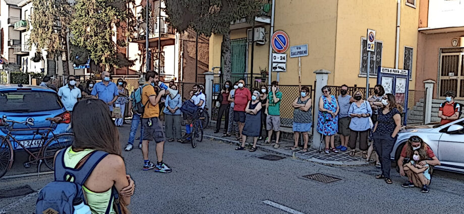 Prima manifestazione di Pavia Est si MuovePrima manifestazione di Pavia Est si Muove