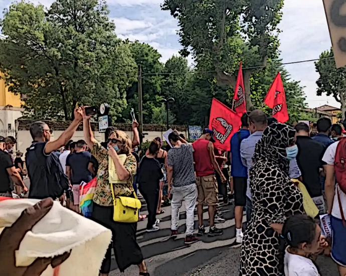 SCR al corteo di Voghera