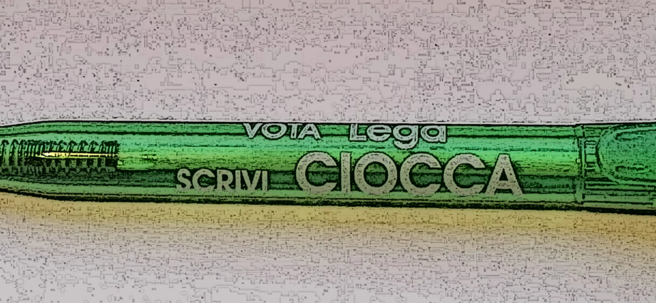 Gadget penna verde "Vota Lega scrivi Ciocca"